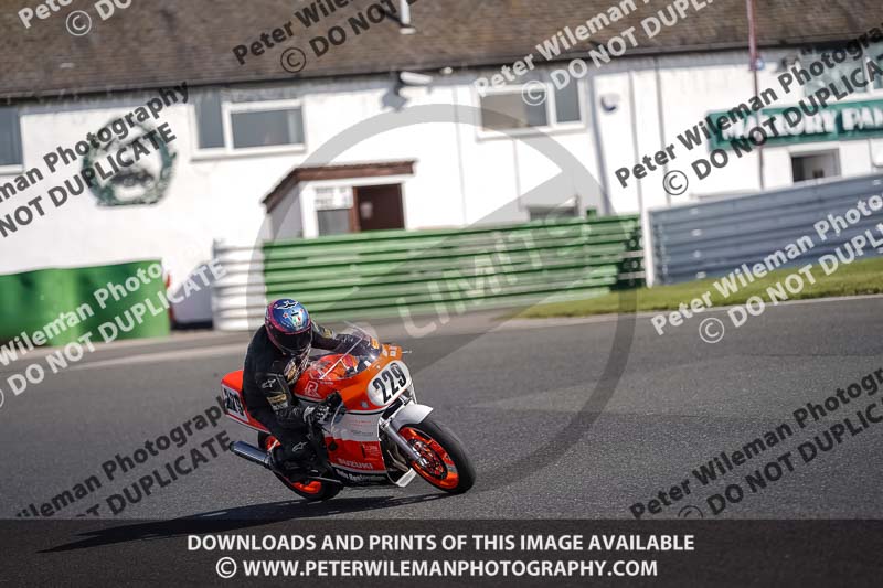 enduro digital images;event digital images;eventdigitalimages;mallory park;mallory park photographs;mallory park trackday;mallory park trackday photographs;no limits trackdays;peter wileman photography;racing digital images;trackday digital images;trackday photos
